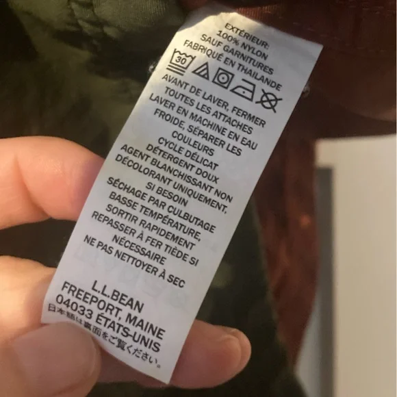 L.L. Bean- Women's Mountain Classic Anorak, Multi-Color, S Reg - Picture 7 of 7